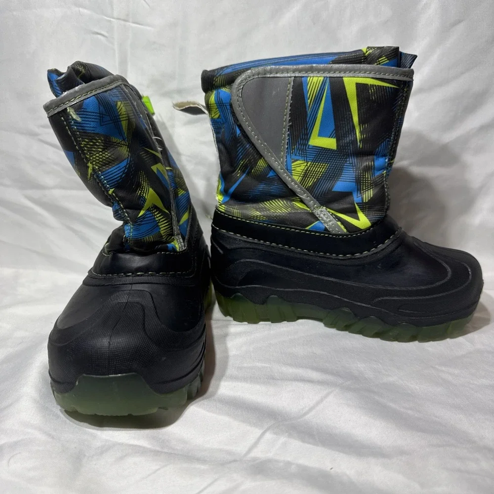 NWT Light-up Toddler Boys‎ Slip-on Winter Mid-Calf Snow Boots: 9/10 BLK BLUE GR